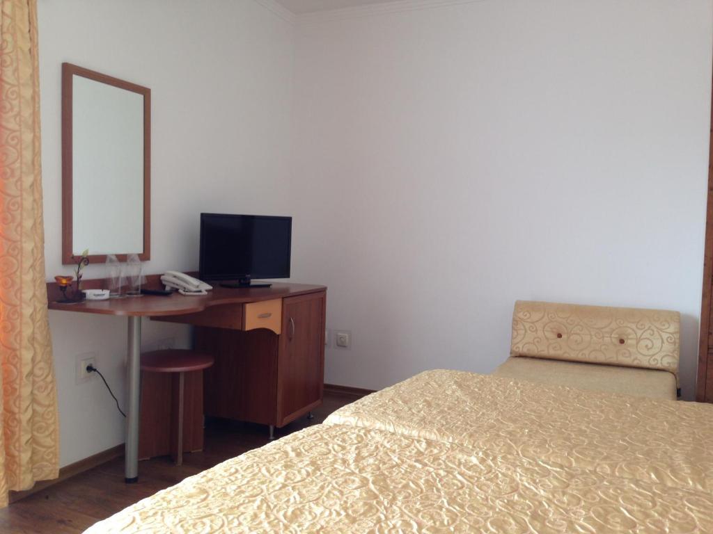 Family Hotel Hit Китен Номер фото